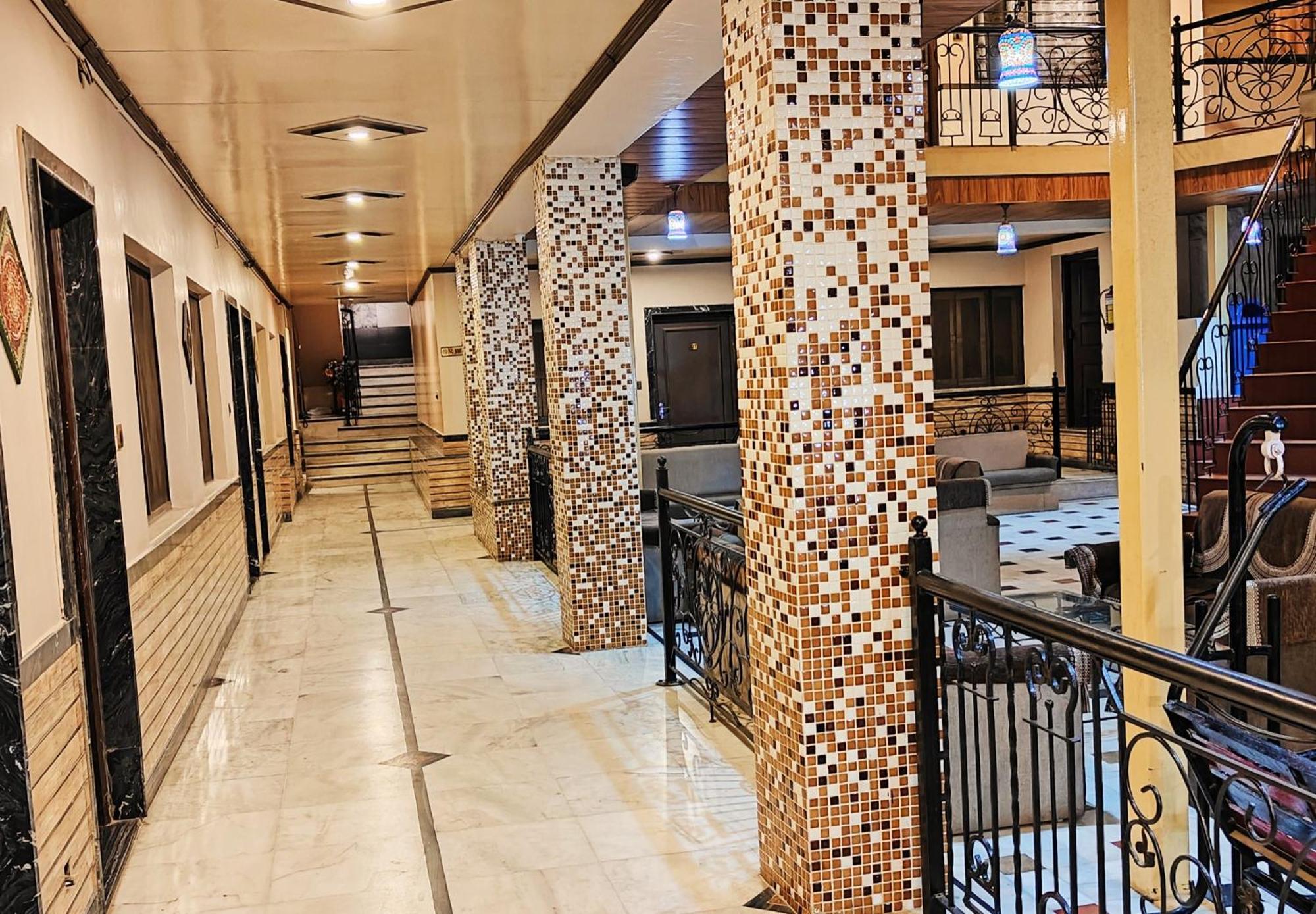 Hotel Saraswati Mount Abu Buitenkant foto