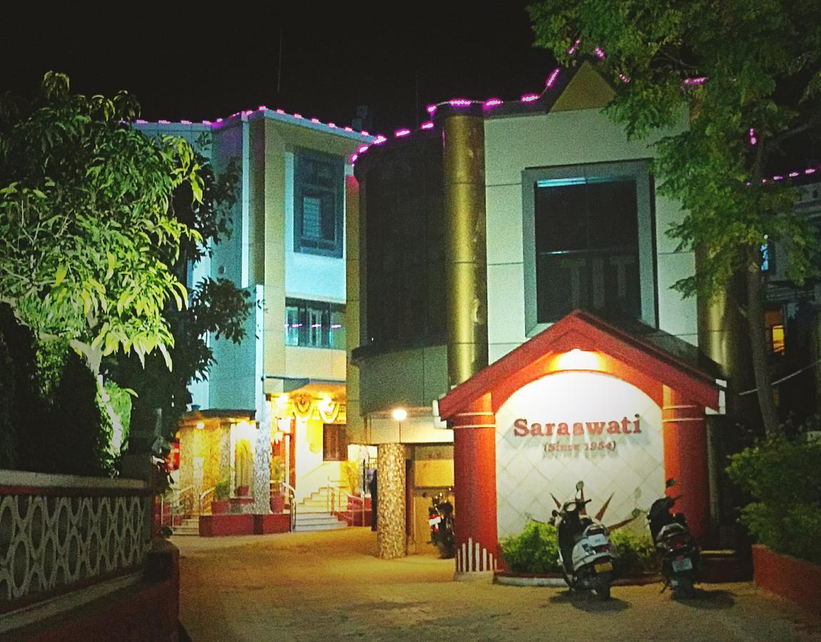 Hotel Saraswati Mount Abu Buitenkant foto